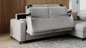 Ecksofa Interliving aus Stoff in Hellgrau Interliving Schlafsofa Serie 4700 - Ecksofa mit Schlaffunktion silberfarbener Bezug Toni & schwarze Metallfüße - Stellfläche ca. 270 x 190 cm