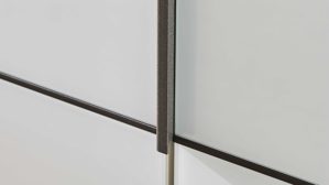 Komplettzimmer Interliving aus Holz in Weiß Interliving Schlafzimmer Serie 1033 – komplettes Schlafzimmer weißes Glas - vierteilig