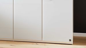 Kleiderschrank Interliving aus Holz in Weiß Interliving Schlafzimmer Serie 1033 – Kleiderschrank weißes Glas & Holz – sechs Türen, Breite ca. 300 cm