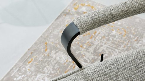 Relaxsessel Interliving aus Stoff in Hellgrau Interliving Sessel Serie 4565 silberfarbener Webstoff Jazz & schwarzer Sternfuß