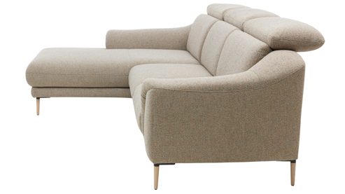 Ecksofa Interliving aus Stoff in Beige Interliving Sofa Serie 4461 - Ecksofa sandfarbener Bezug Mido 64 & schwarze Metallfüße - Stellfläche ca. 185 x 290 cm