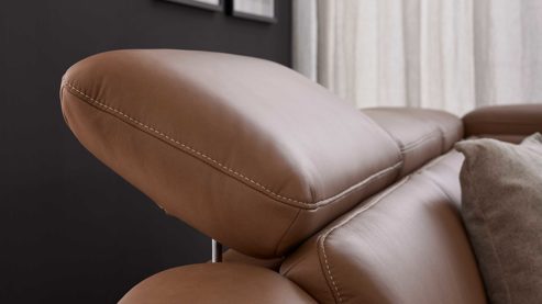 Funktion Interliving aus Metall in Transparent Interliving Sofa Serie 4461 - Kopfpolsterverstellung manuell