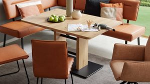 Tischgruppe Interliving aus Holz in Holzfarben Interliving Esszimmer Serie 5505 - Essgruppe mit Eckbank und Stühlen Flachgewebe, Mikrofaser, Artisaneiche & Metall - sechsteilig