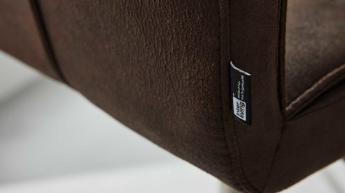 Barstuhl Interliving aus Kunstfaser in Braun Interliving Esszimmer Serie 5122 – Tresenstuhl ST64 mit Liftfunktion rostbraune Mikrofaser & gebürsteter Edelstahl