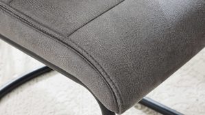Schwingstuhl Interliving aus Kunstfaser in Dunkelgrau Interliving Esszimmer Serie 5122 – Schwingstuhl onyxfarbene Mikrofaser & mattschwarzes Metall