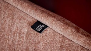 Boxspringbett Interliving aus Stoff in Rosa Interliving Bettensystem Serie 1420 - Boxspringbett sienafarbene Chenille Toni & Wildeichefüße - Liegefläche ca. 180 x 200 cm