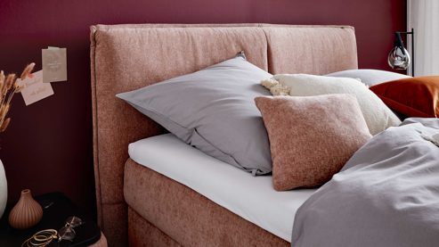 Boxspringbett Interliving aus Stoff in Rosa Interliving Bettensystem Serie 1420 - Boxspringbett sienafarbene Chenille Toni & Wildeichefüße - Liegefläche ca. 180 x 200 cm
