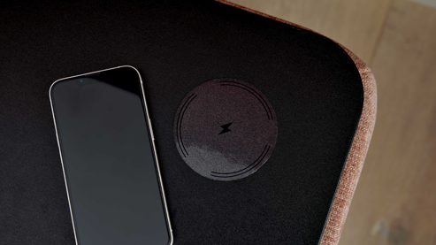 Nachttisch Interliving aus Stoff in Rosa Interliving Bettensystem Serie 1420 - Nachtkonsole mit Induktionsladefeld sienafarbene Chenille Toni & schwarzes Holz - ca. 48 x 50 cm