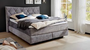 Boxspringbett Interliving aus Stoff in Grau Interliving Bettensystem Serie 1420 - Boxspringbett mit Bettkasten silberfarbener Strickvelours Auri - Liegefläche ca. 180 x 200 cm