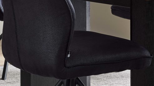 Vierfußstuhl Interliving aus Kunstfaser in Schwarz Interliving Esszimmer Serie 5116 – Polsterstuhl carbonschwarze Mikrofaser Night & schwarzes Gestell F37