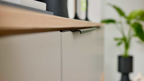 Wohnwand Interliving aus Holz in Grau Interliving Wohnzimmer Serie 2032 - Wohnwand EB27001 Grau & Risseiche- Länge ca. 270 cm