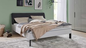 Bettgestell Interliving aus Holz in Grau Interliving Kleiderschrank Serie 1207  Bettgestell Satingrau & anthrazitfarbener Bezug Stone - Liegefläche ca. 180 x 200 cm