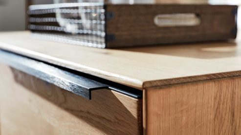 Wohnwand Interliving aus Holz in Holzfarben Interliving Wohnzimmer Serie 2020 - Wohnwand V15127 Asteiche & Risseiche – vierteilig, Breite ca. 329 cm