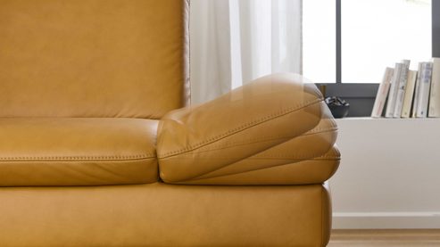 Ecksofa modulmaster aus Leder in Gelb Modulmaster MM-PN1183 - Ecksofa mit Armlehnunktion kurkumafarbenes Leder Vivre & schwarze Metallfüße W010-M01 - Stellfläche ca. 199 x 317 cm