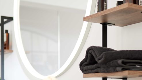 Wandspiegel Interliving aus Spiegel in Transparent Interliving Bad Serie 7340 – Wandspiegel Durchmesser ca. 100 cm