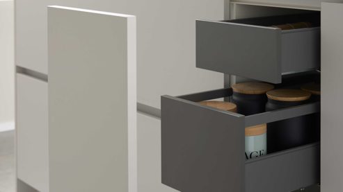 Einbauküche culineo® aus Holz in Hellgrau Culineo® Einbauküche C615 mit BORA Induktionsfeld Seidengrau & Eiche Como - zweizeilig