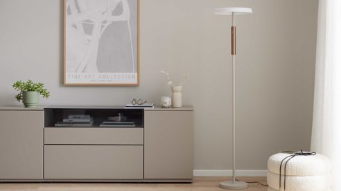 Stehleuchte Interliving aus Metall in Hellgrau Interliving Leuchten Serie 9351 - Stehlampe warmgraues & kaffeefarbenes Metall - Höhe ca. 160 cm