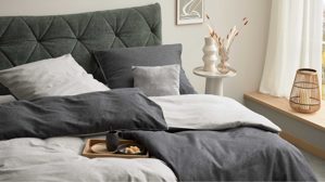 Bettwäsche-Set Interliving aus Stoff in Anthrazit Interliving Bettwäsche Serie 9118 - Biberbettwäsche mit zwei Kopfkissenbezügen Anthrazit & Hellgrau - ca. 220 x 240 cm
