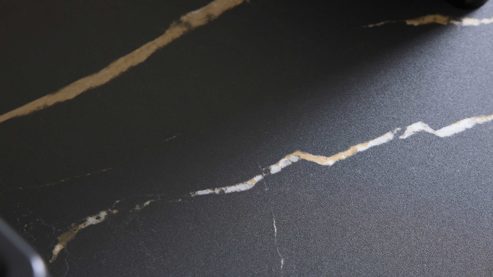 Badmöbel-Set Interliving aus Holz in Schwarz Interliving Bad Serie 7198 – Badmöbel-Set mit Extras Eiche Sierra & Marmor Venato Nero