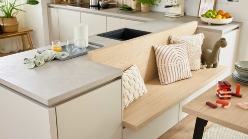 Einbauküche culineo® aus Holz in Beige Culineo® Einbauküche C945 mit beko Einbaugeräten Sand - Stellfläche ca. 377 x 300 cm