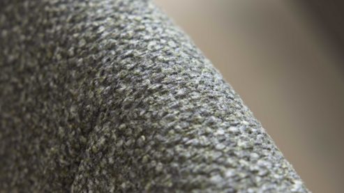 Tischgruppe Interliving aus Holz in Holzfarben Interliving Esszimmer Serie 5119 - Essgruppe helle Eiche rustico, anthrazitfarbenes Metall & olivfarbener Webstoff