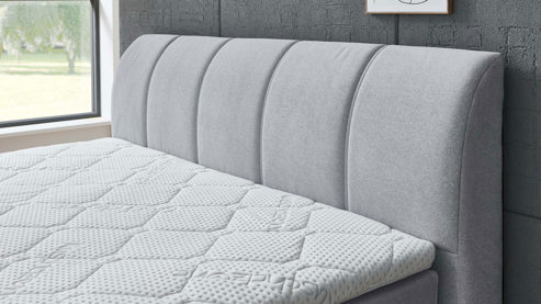 Boxspringbett Sun garden | 162719 aus Stoff in Hellgrau Boxspringbett Graz silberfarbener Bezug 50533-720 – Liegefläche ca. 180 x 200 cm