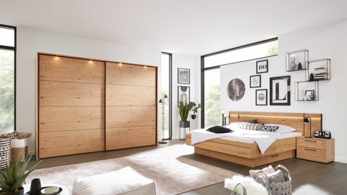 Komplettzimmer Interliving aus Holz in Holzfarben Interliving Schlafzimmer Serie 1024 – Komplettzimmer mit Extras Design 24, Balkeneiche - Schwebetüren, Breite ca. 271 cm